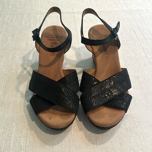 Clarks Womens Helio Latitude Sandal Wedges